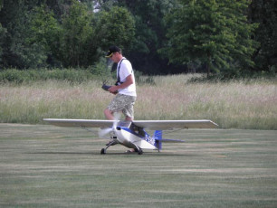 p5220049_20110918_1856135766